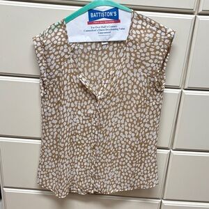 Old Navy Tan and White Blouse